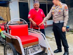 Satlantas Polres Tulungagung Serahkan Bantuan Bentor Baru untuk Hartoyo, Korban Tabrak Lari