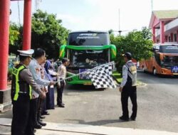 Mudahkan Mobilitas Pekerja, Pemkab Kediri Pulangkan 100 Warganya ke Jakarta