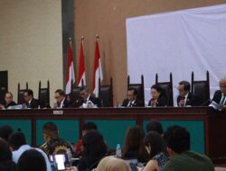 KPPU Jatuhkan Denda Rp755 Miliar kepada 97 Perusahaan Fintech Atas Kartel Bunga Pinjol