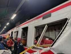 KRL Tabrakan dengan KA Argo Bromo Anggrek di Bekasi Timur, 4 Tewas dan Puluhan Luka