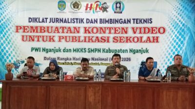 PWI Nganjuk Bekali Guru SMPN Keterampilan Jurnalistik dan Konten Digital