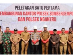 Polsek Sumbergempol dan Ngantru Masuki Tahap Pembangunan, Diawali Peletakan Batu Pertama Oleh Bupati Dan Kapolres Tulungagung