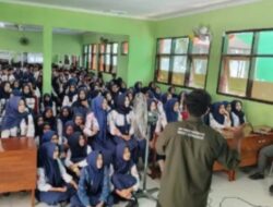 SMKN 2 Trenggalek Jemput Bola Sosialisasikan SPMB 2026 Secara Langsung ke Calon Siswa