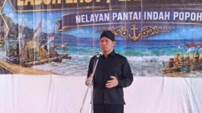 Plt. Bupati Tulungagung Hadiri Tradisi Labuh Laut Larung Sembonyo di Pantai Popoh