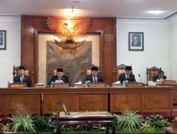 Plt. Bupati Tulungagung Hadiri Rapat Paripurna DPRD, Bahas Pertanggung jawaban APBD 2025