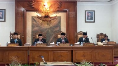 Plt. Bupati Tulungagung Hadiri Rapat Paripurna DPRD, Bahas Pertanggung jawaban APBD 2025